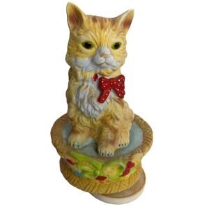 Vintage Interpur Musical Rotating Porcelain Cat READ